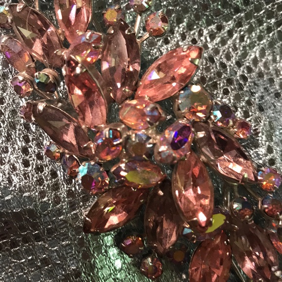 Fabulous vintage brooch. - Picture 2 of 6